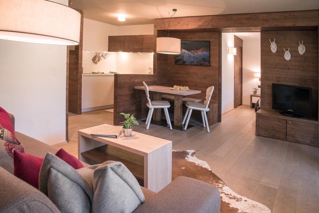 Ariston Dolomiti Residence Dobbiaco Luaran gambar