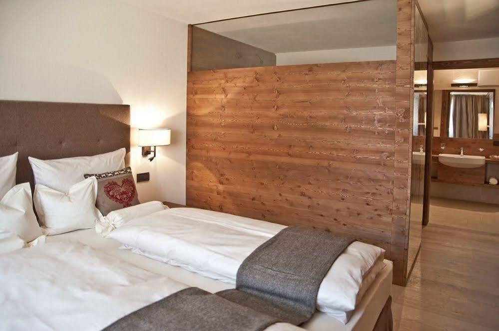 Ariston Dolomiti Residence Dobbiaco Luaran gambar