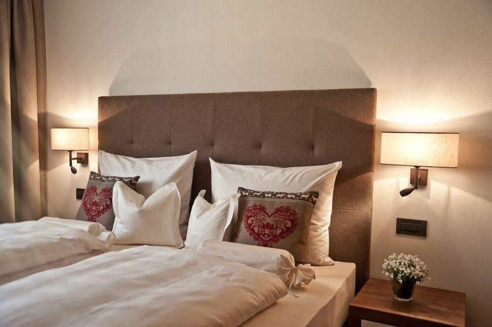 Ariston Dolomiti Residence Dobbiaco Luaran gambar